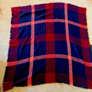 Mossimo Plaid Scarf 44 in x 42 in